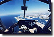 B206ジェットレンジャーでリゾートビーチ地区上空高度1,000フィートを飛ぶ！